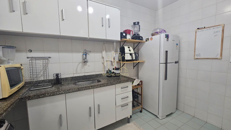 Apartamento à venda com 2 quartos, 100m² - Foto 18