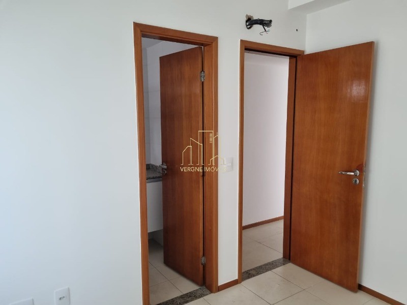 Apartamento à venda com 2 quartos, 70m² - Foto 9