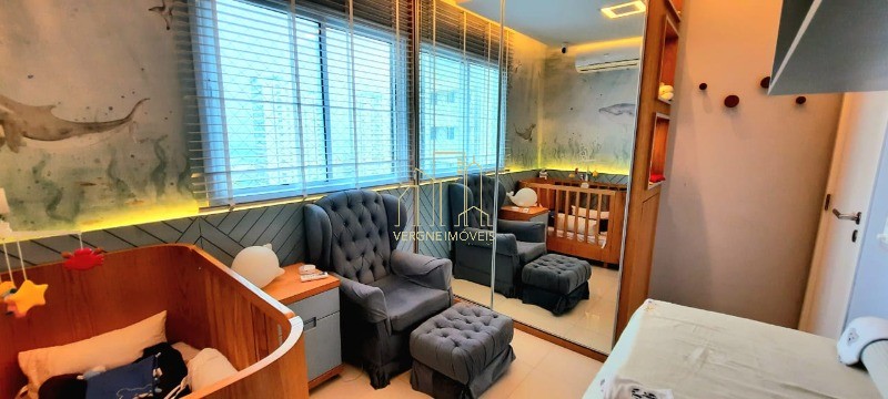 Apartamento à venda com 3 quartos, 142m² - Foto 12