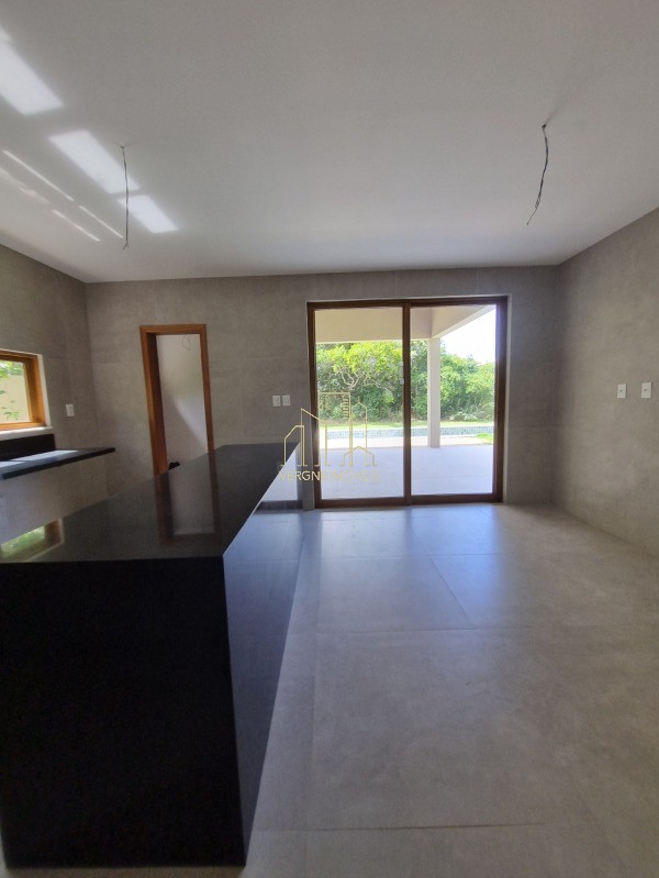 Casa de Condomínio à venda com 5 quartos, 350m² - Foto 14