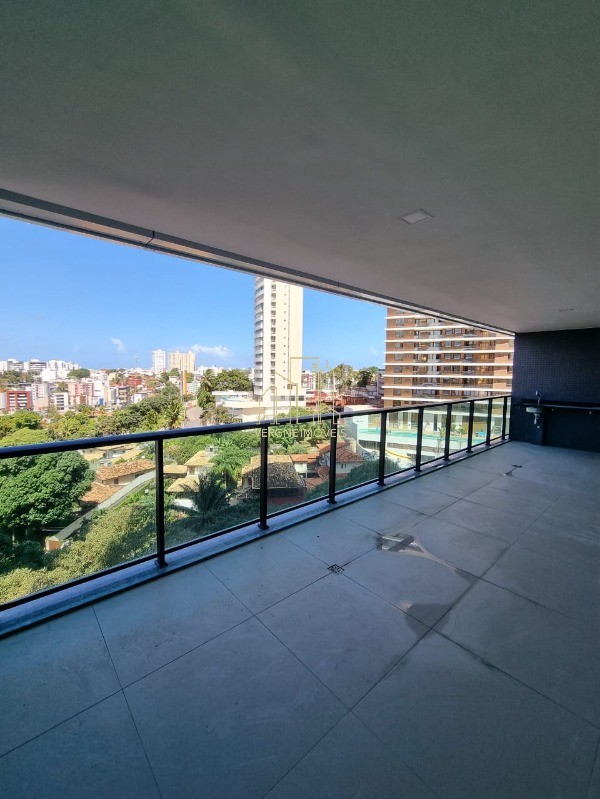 Apartamento à venda com 4 quartos, 285m² - Foto 2