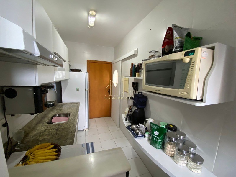 Apartamento à venda com 3 quartos, 86m² - Foto 15