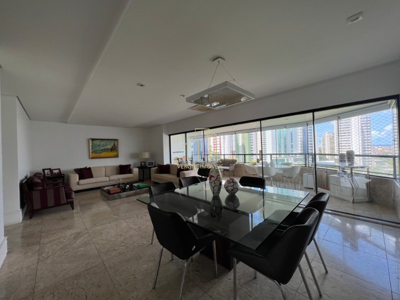 Apartamento para alugar com 4 quartos, 243m² - Foto 7