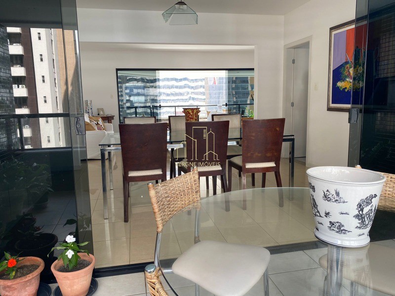 Apartamento à venda com 4 quartos, 225m² - Foto 8