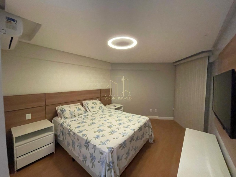 Apartamento à venda com 2 quartos, 83m² - Foto 4