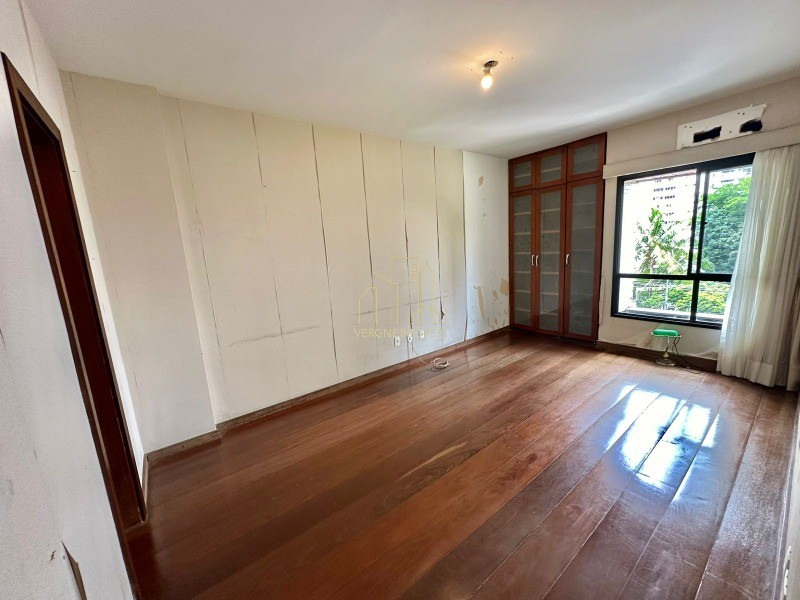 Apartamento à venda com 4 quartos, 172m² - Foto 8