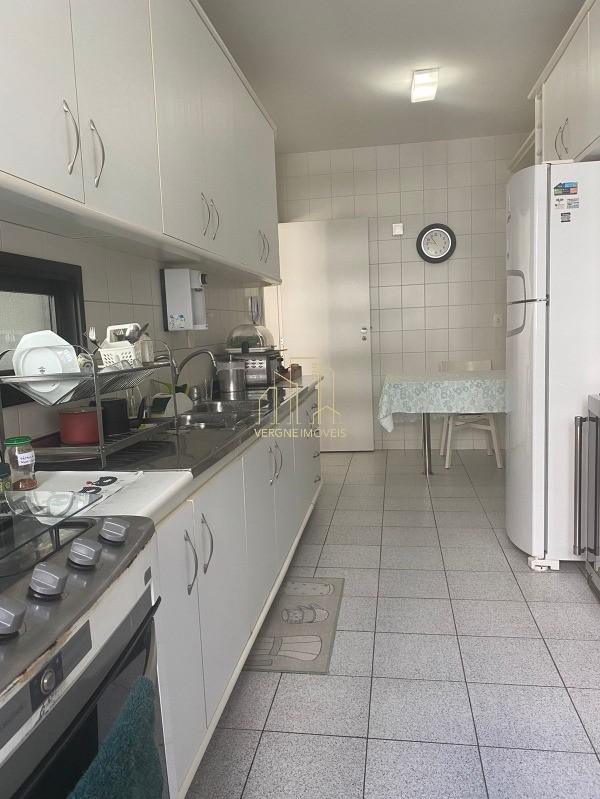 Apartamento à venda com 4 quartos, 225m² - Foto 36