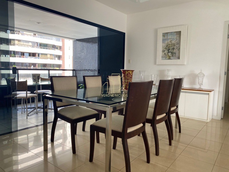 Apartamento à venda com 4 quartos, 225m² - Foto 7