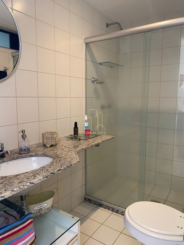 Apartamento à venda com 4 quartos, 225m² - Foto 20