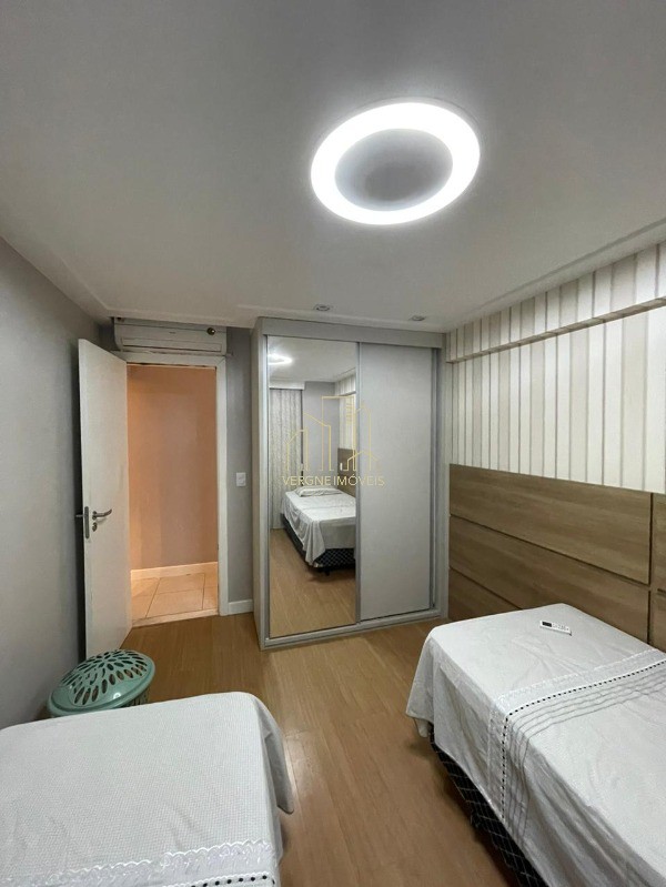 Apartamento à venda com 2 quartos, 83m² - Foto 10