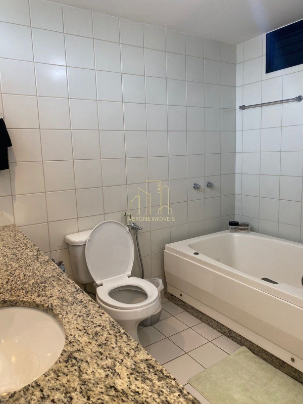 Apartamento à venda com 4 quartos, 225m² - Foto 22