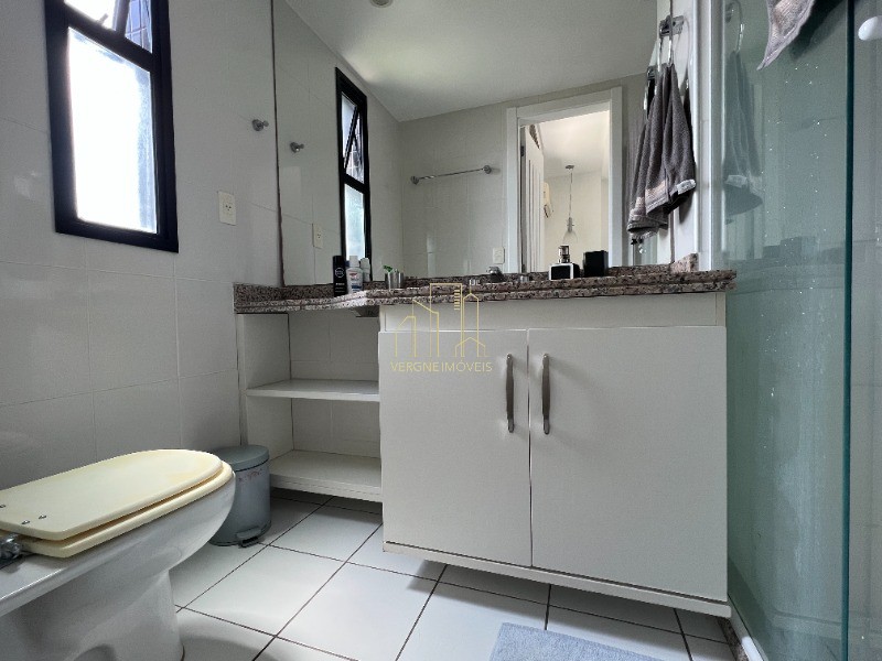 Apartamento para alugar com 4 quartos, 243m² - Foto 41