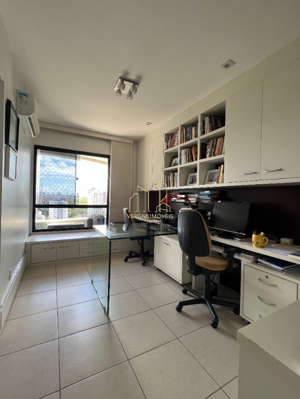 Apartamento para alugar com 4 quartos, 243m² - Foto 55