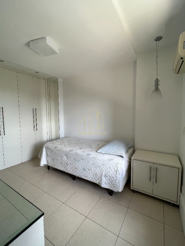 Apartamento para alugar com 4 quartos, 243m² - Foto 40