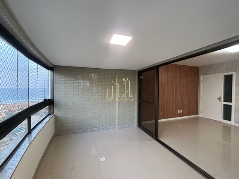 Apartamento à venda com 4 quartos, 156m² - Foto 1