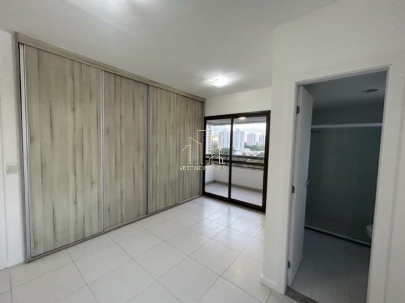 Apartamento à venda com 4 quartos, 156m² - Foto 12