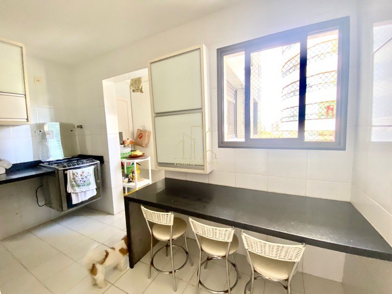 Apartamento à venda com 4 quartos, 156m² - Foto 22