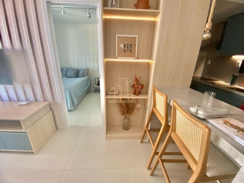 Apartamento à venda com 1 quarto, 42m² - Foto 9