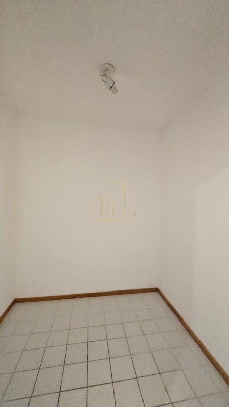 Apartamento à venda com 1 quarto, 147m² - Foto 19