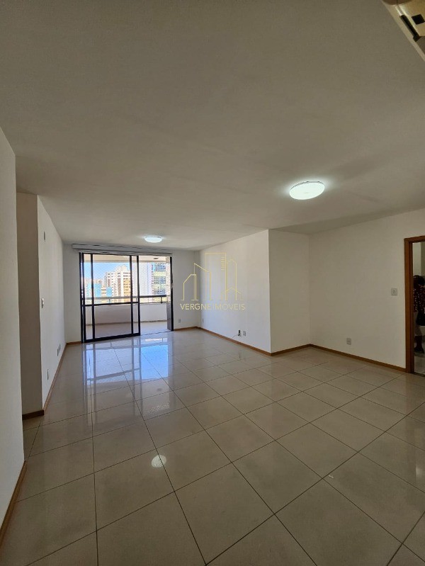 Apartamento à venda com 1 quarto, 147m² - Foto 7