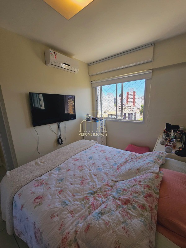 Apartamento à venda com 3 quartos, 93m² - Foto 16