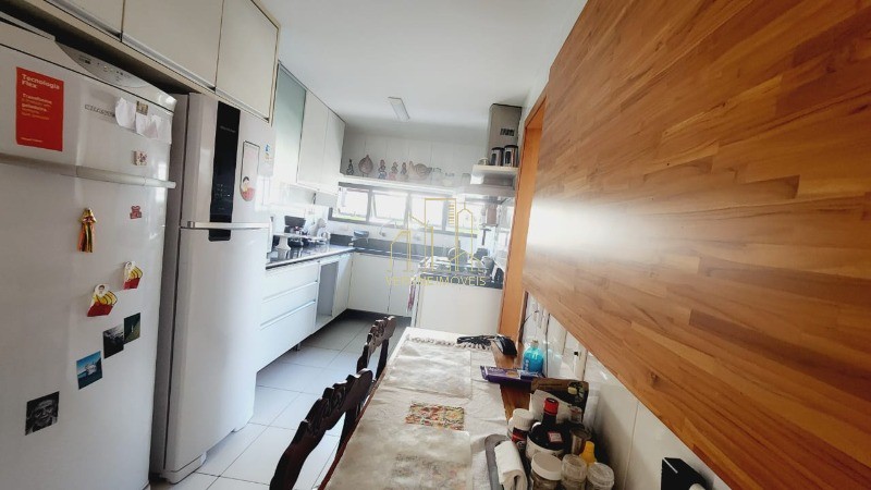 Apartamento à venda com 4 quartos, 160m² - Foto 30