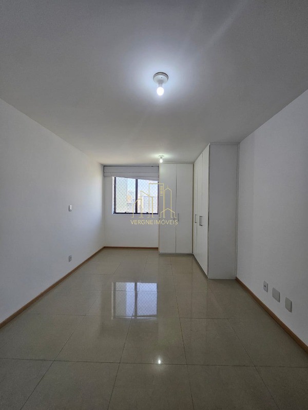 Apartamento à venda com 1 quarto, 147m² - Foto 21