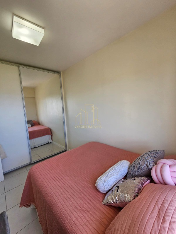 Apartamento à venda com 3 quartos, 93m² - Foto 13