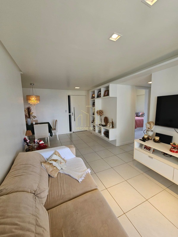 Apartamento à venda com 3 quartos, 93m² - Foto 7