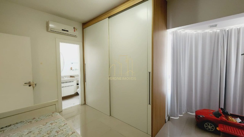 Apartamento à venda com 4 quartos, 160m² - Foto 16