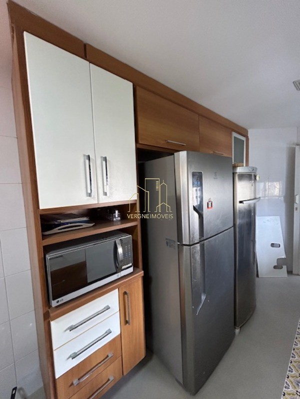 Apartamento à venda com 3 quartos, 192m² - Foto 26