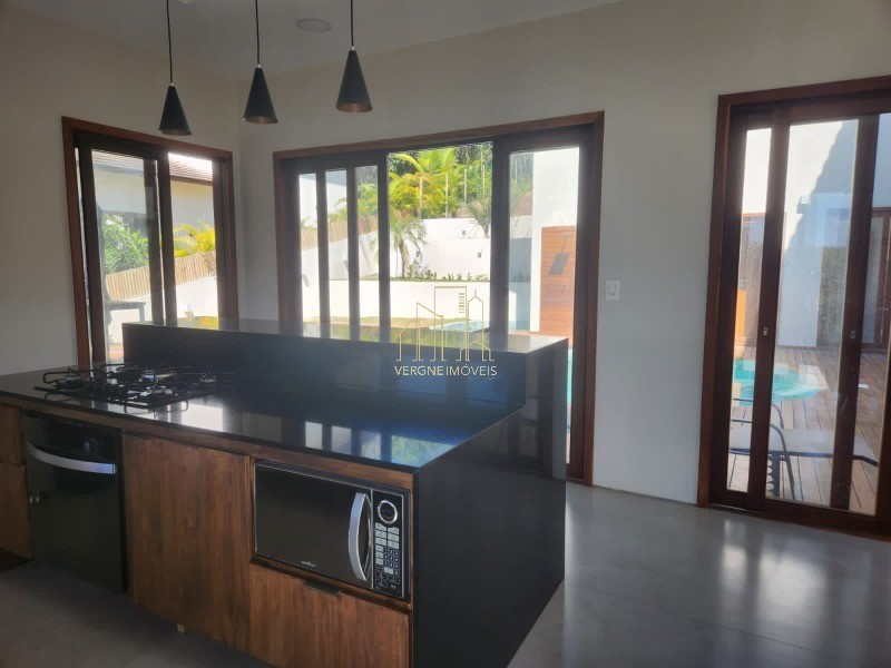 Casa de Condomínio à venda com 5 quartos, 312m² - Foto 10