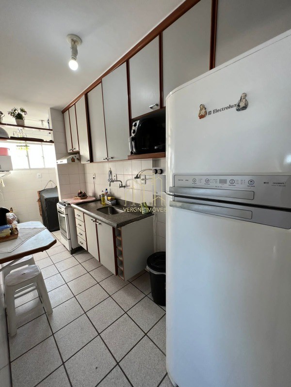 Apartamento à venda com 3 quartos, 74m² - Foto 12