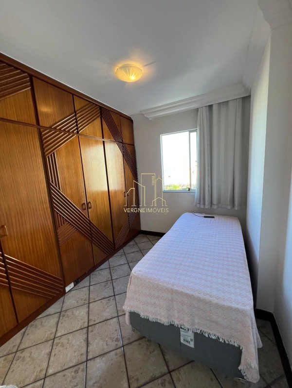 Apartamento à venda com 3 quartos, 74m² - Foto 9