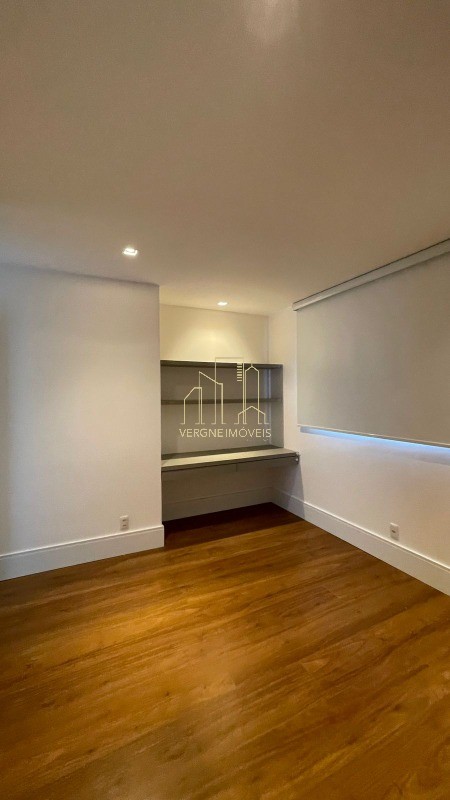 Apartamento à venda com 4 quartos, 242m² - Foto 23