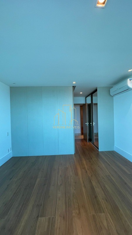 Apartamento à venda com 4 quartos, 242m² - Foto 12