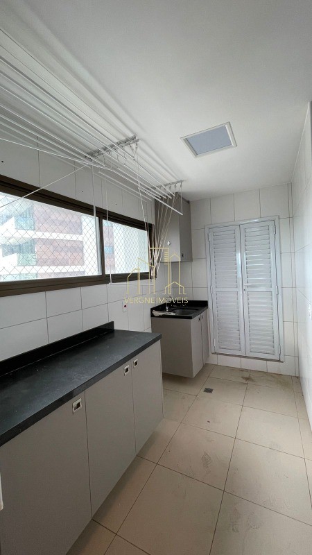 Apartamento à venda com 4 quartos, 242m² - Foto 37