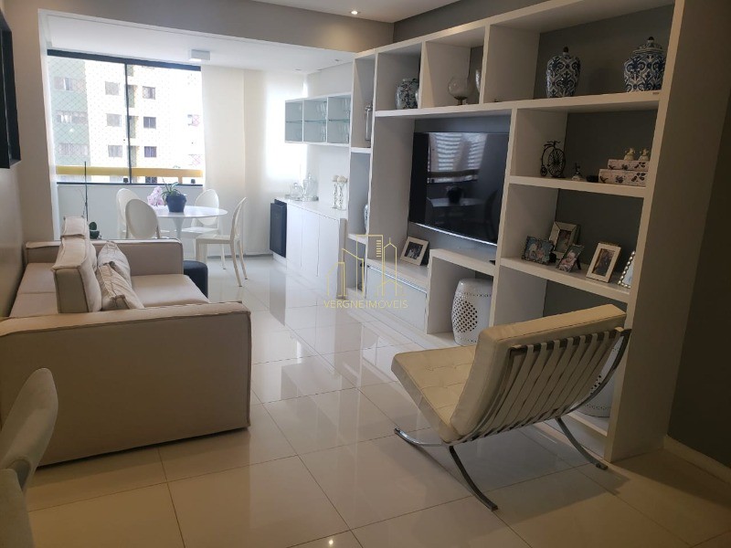 Apartamento à venda com 3 quartos, 100m² - Foto 1