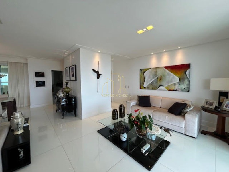 Apartamento à venda com 4 quartos, 207m² - Foto 20