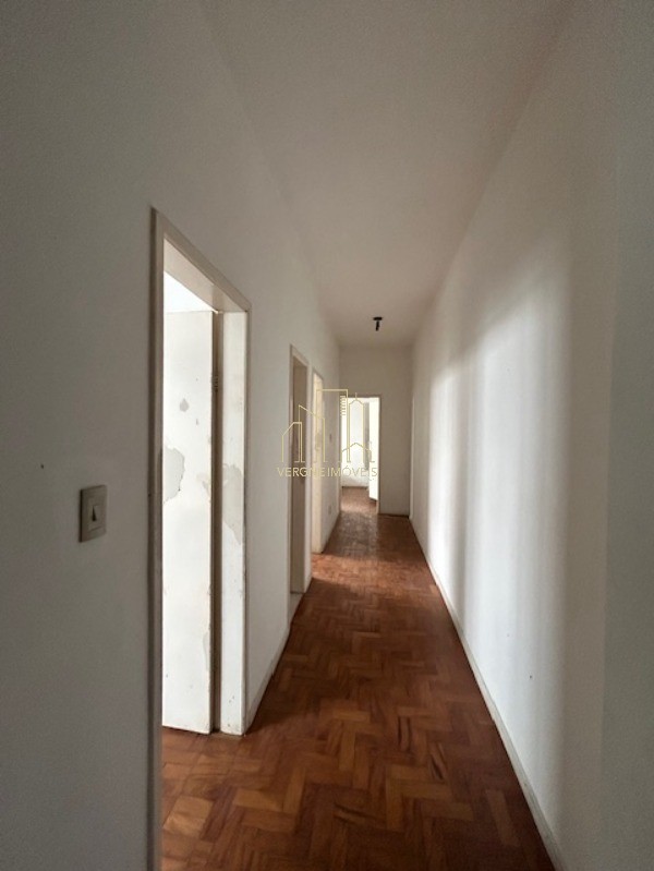 Casa à venda com 3 quartos, 180m² - Foto 22