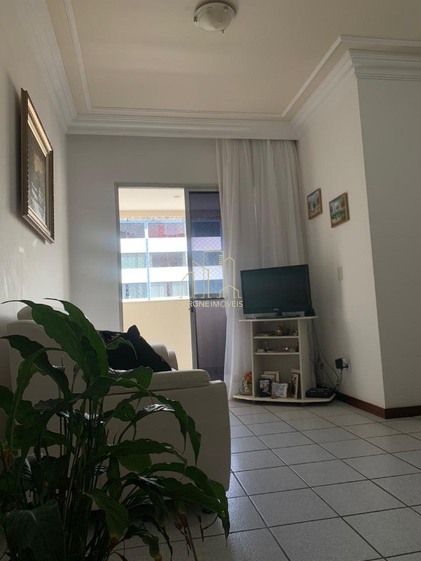 Apartamento à venda com 2 quartos, 103m² - Foto 2