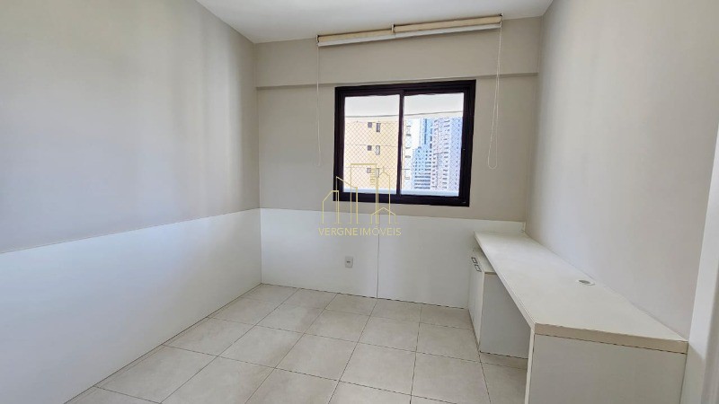 Apartamento à venda com 4 quartos, 240m² - Foto 14