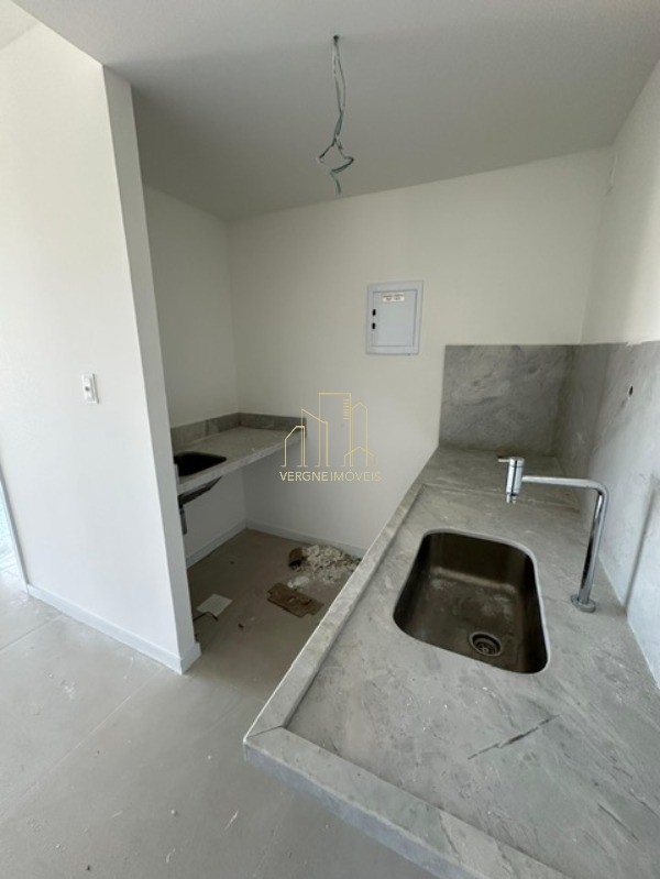 Apartamento à venda com 1 quarto, 45m² - Foto 16