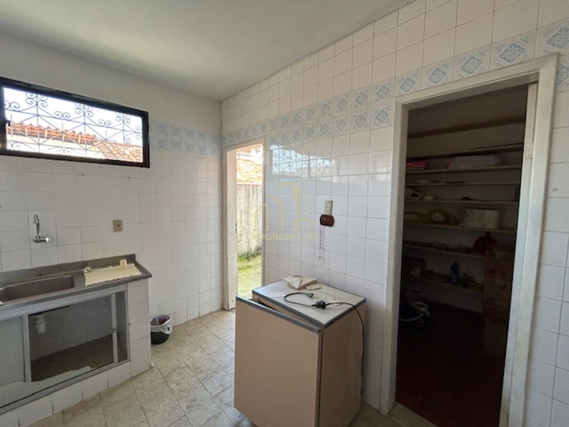 Casa à venda com 3 quartos, 180m² - Foto 33