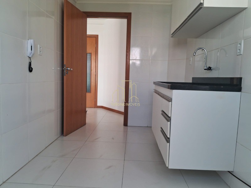 Apartamento à venda com 2 quartos, 80m² - Foto 17