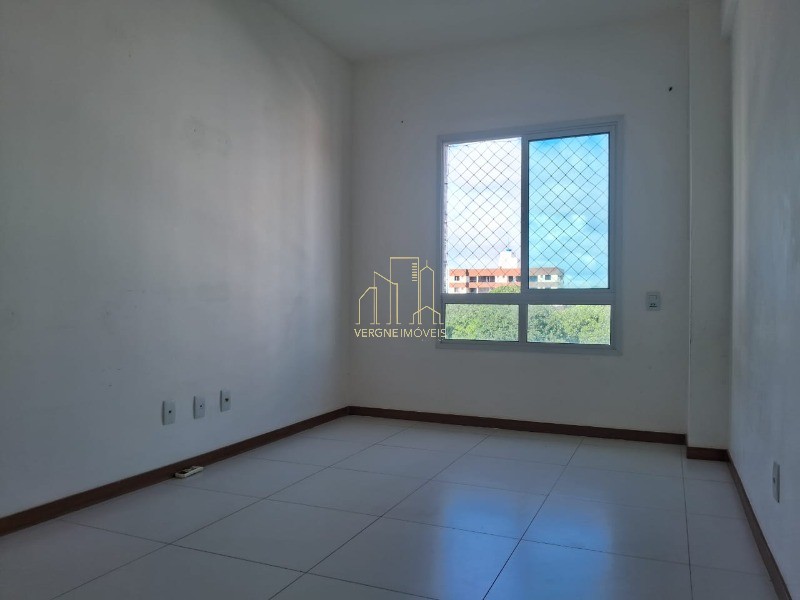 Apartamento à venda com 2 quartos, 80m² - Foto 7