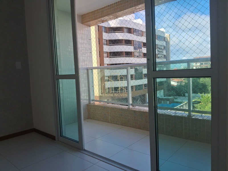 Apartamento à venda com 2 quartos, 80m² - Foto 5