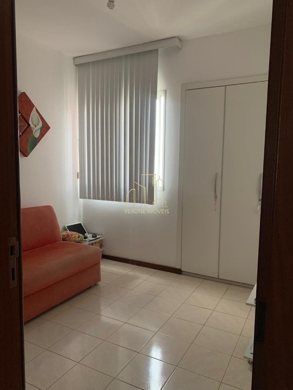 Apartamento à venda com 2 quartos, 103m² - Foto 4