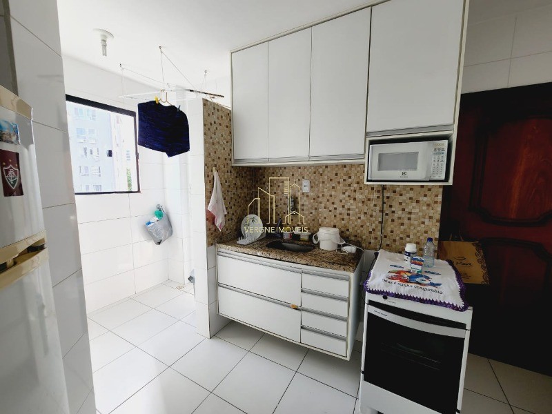 Apartamento à venda com 2 quartos, 55m² - Foto 17