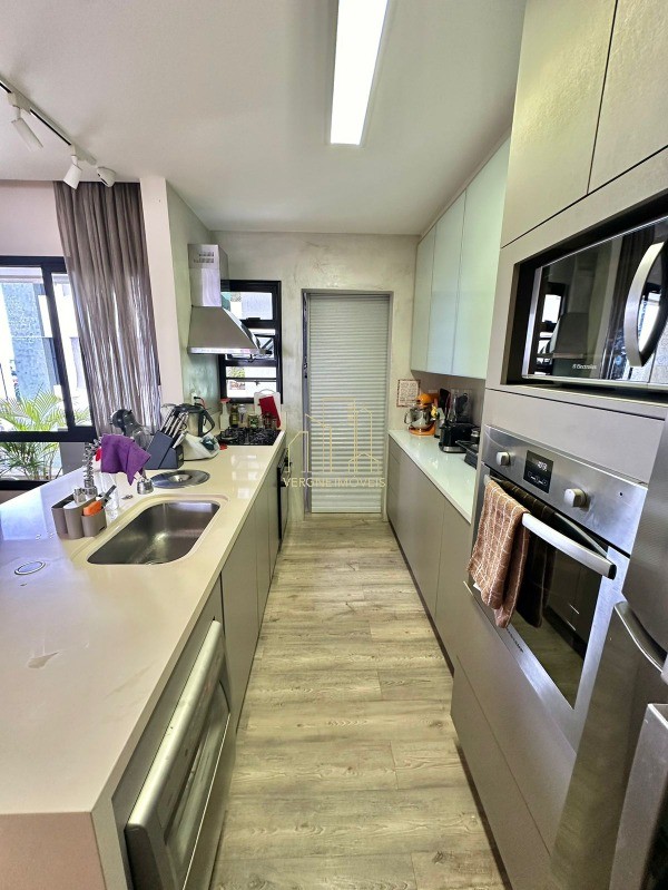 Apartamento à venda com 3 quartos, 135m² - Foto 29